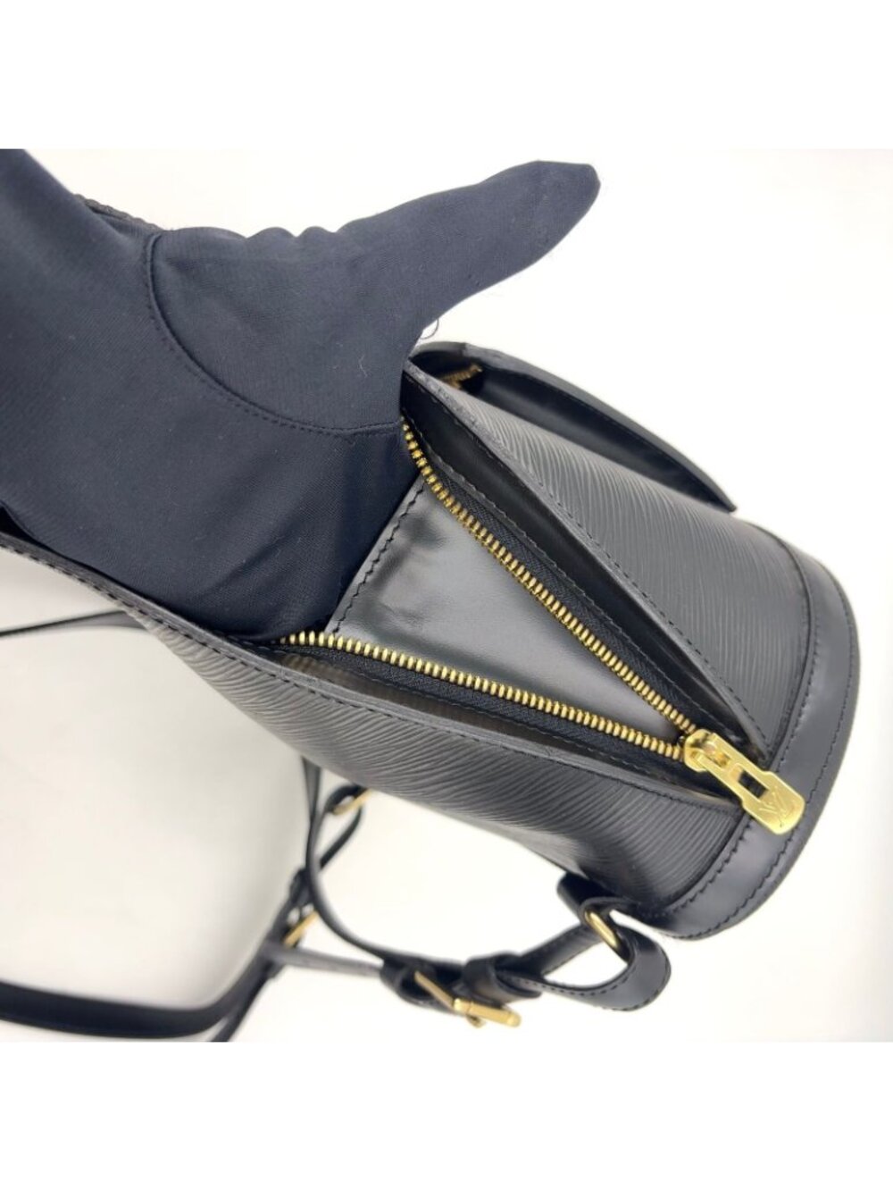 Louis Vuitton Gobelins Epi Noir Leather Black Backpack Gold - Picture 9 of 15